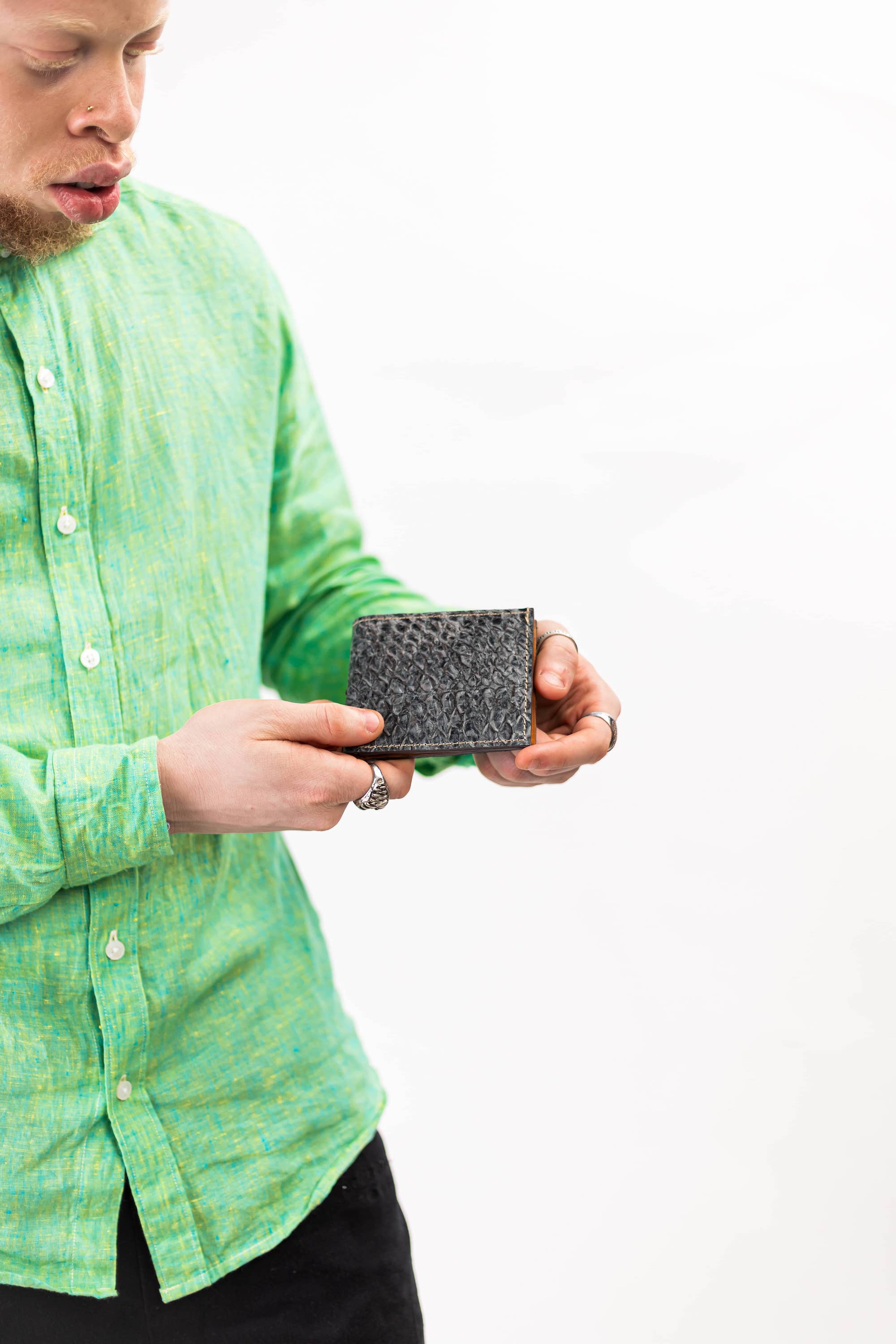 Men's Bifold Fish Wallets, Handmade Fish Skin Leather Wallet