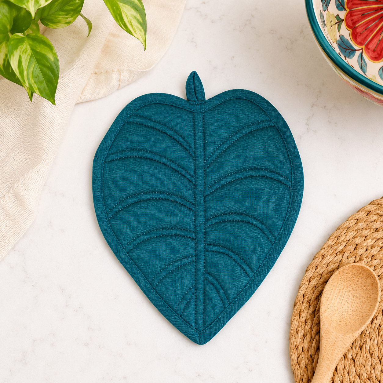 Jade Garden Leaf Potholder - Frida-Inspired Kitchen Decor