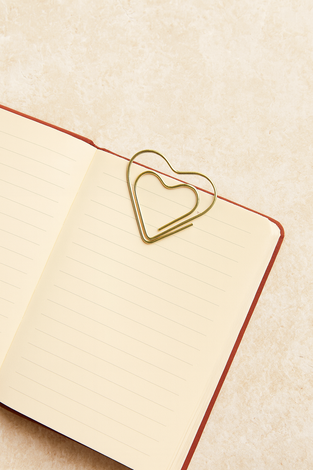 Kitaab Heart Wire Bookmark - Gold