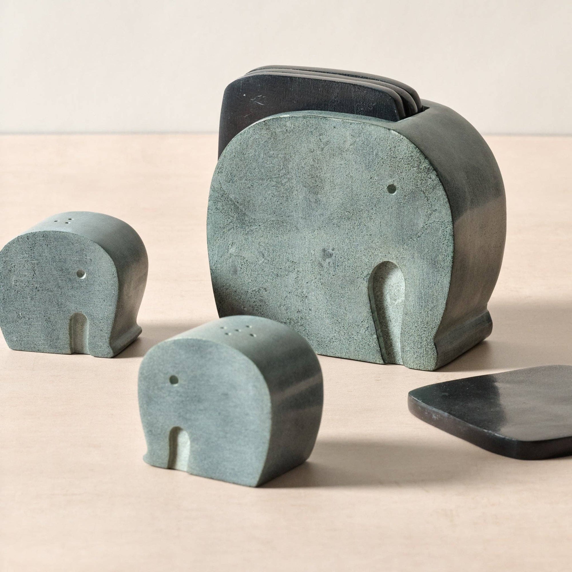 Elephant Salt &amp; Pepper Shakers