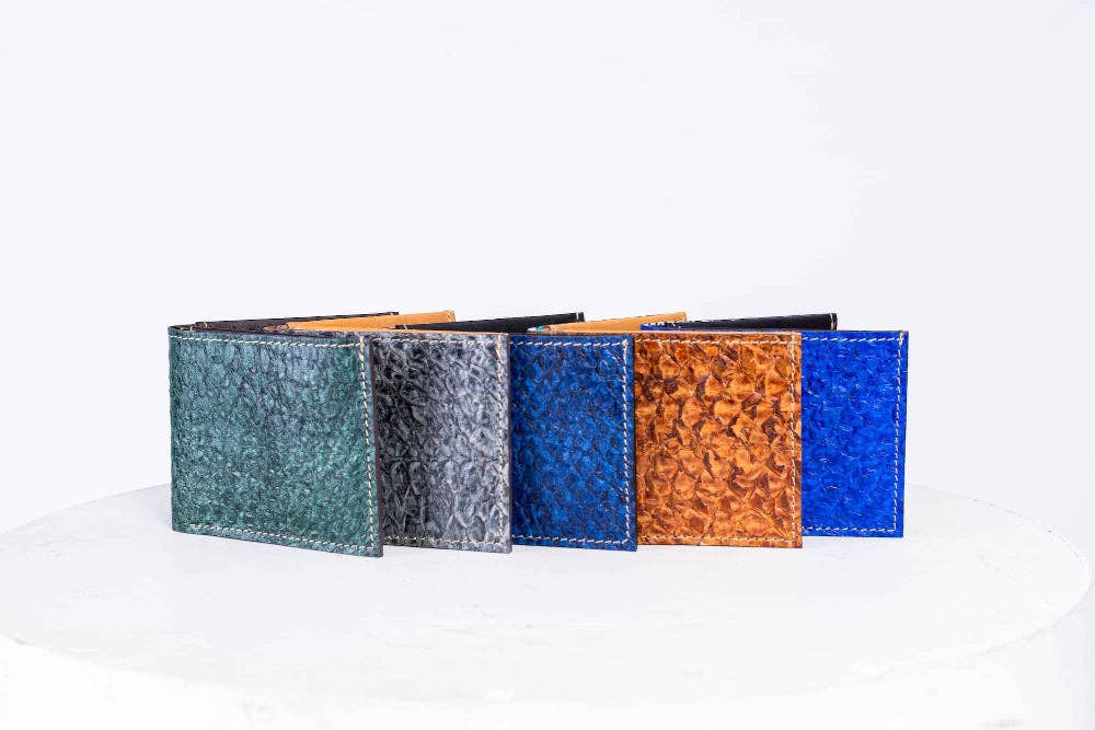 Men's Bifold Fish Wallets, Handmade Fish Skin Leather Wallet