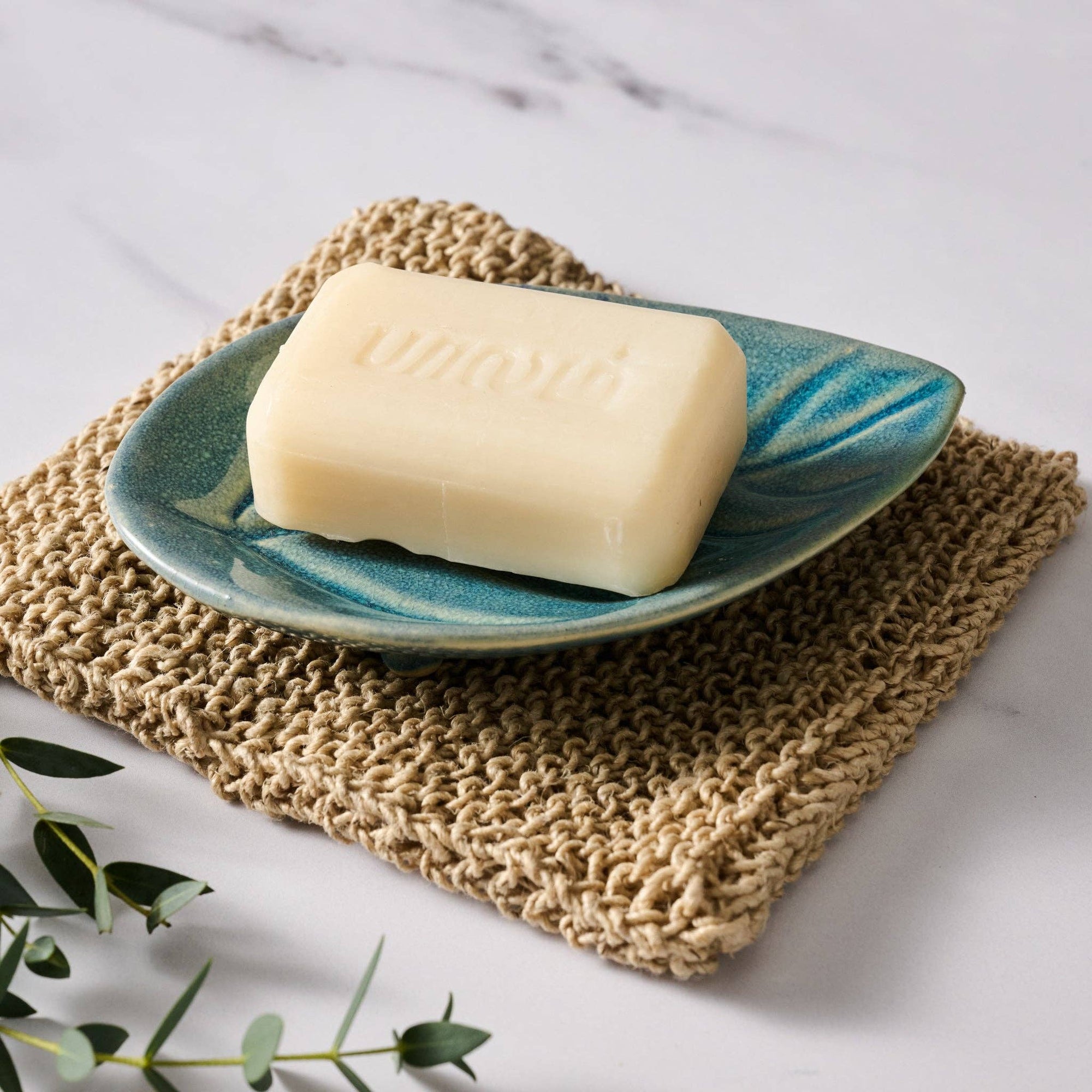 Geela Ceramic Leaf Soap Dish